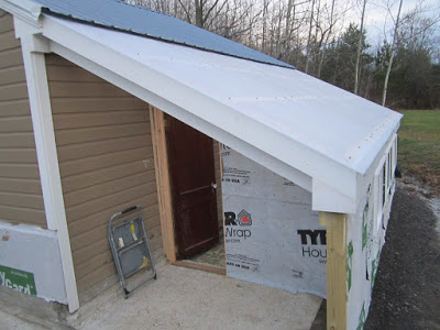 Polycarbonate twinwall works well in harsh outdoor environments.